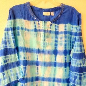 Silk, casual fit beaded trim blouse. Size L-XL